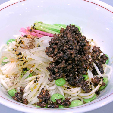 炸醤麺（ジャージャー麺）